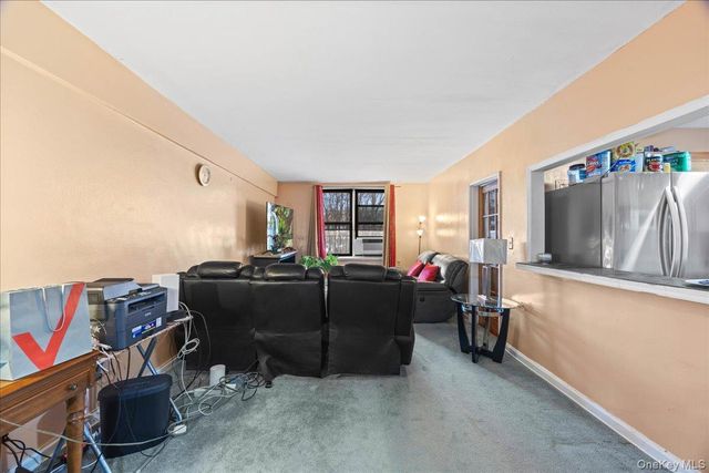 309 Broadway 4F, Yonkers, NY 10701