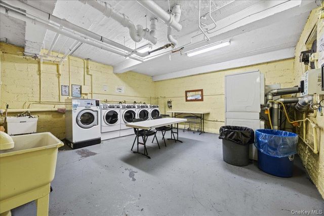 309 Broadway 4F, Yonkers, NY 10701
