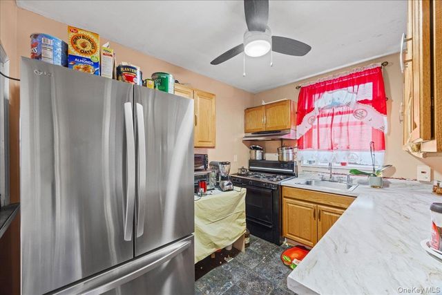309 Broadway 4F, Yonkers, NY 10701