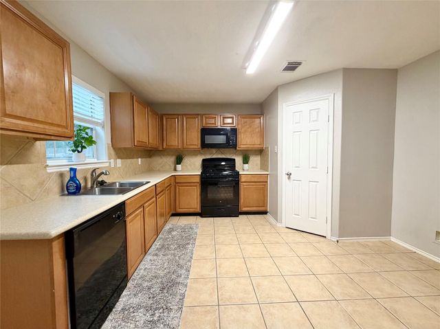 1126 Desert Willow Lane, Rosenberg, TX 77471
