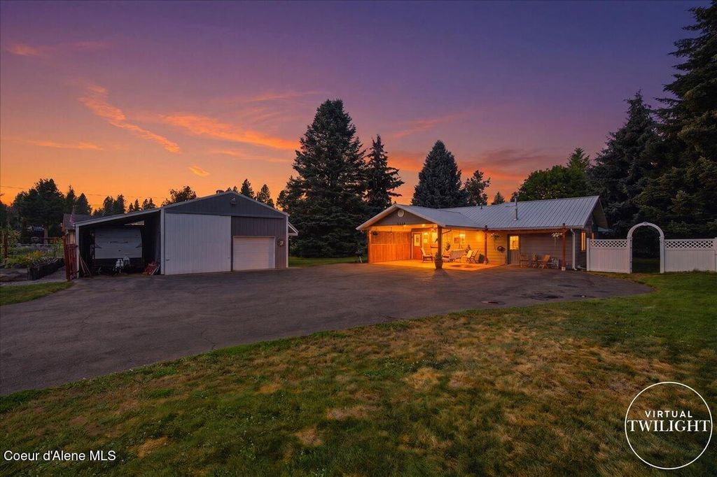 1295 E Timber LN, Coeur d'Alene, ID 83815 photo 2