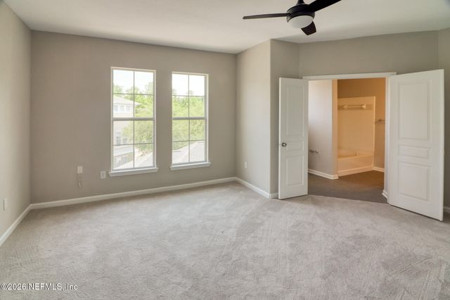 8290 GATE Parkway W 1115, Jacksonville, FL 32216