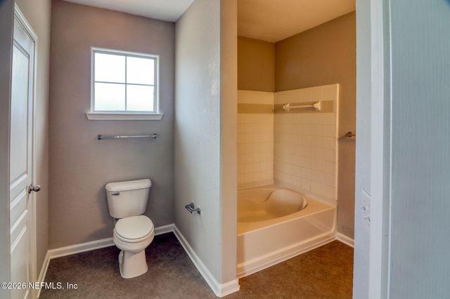 8290 GATE Parkway W 1115, Jacksonville, FL 32216
