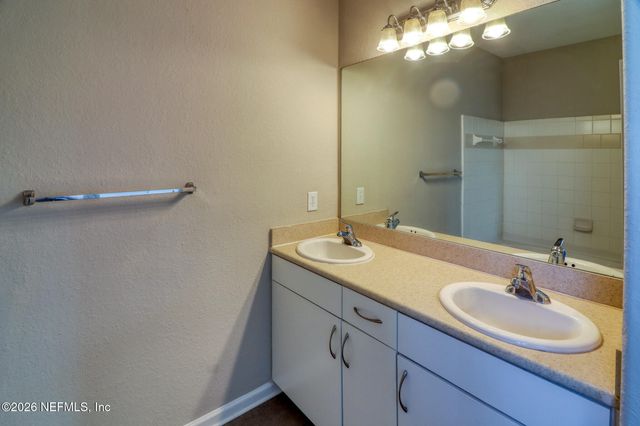 8290 GATE Parkway W 1115, Jacksonville, FL 32216
