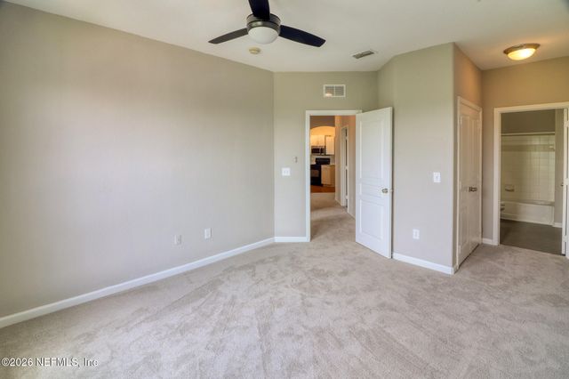 8290 GATE Parkway W 1115, Jacksonville, FL 32216