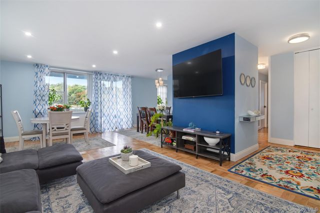 499 Broadway N 2J, White Plains, NY 10603