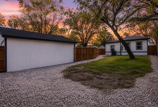 1407 Georgia Avenue, Dallas, TX 75216