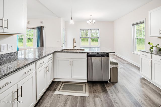 755 Boundaryline Drive NW, Calabash, NC 28467
