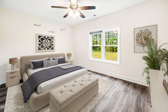 755 Boundaryline Drive NW, Calabash, NC 28467