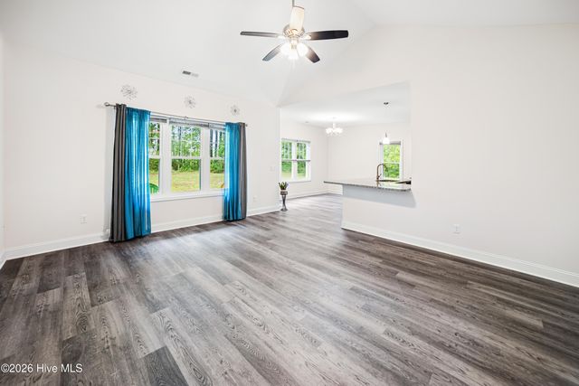755 Boundaryline Drive NW, Calabash, NC 28467