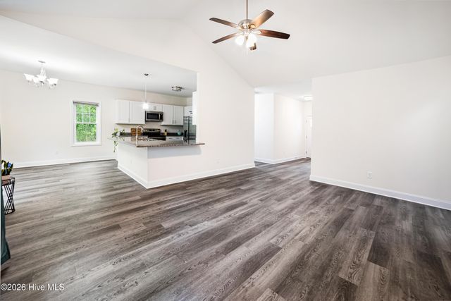 755 Boundaryline Drive NW, Calabash, NC 28467