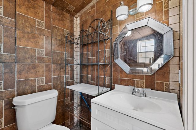 6471 NE County Road 1040, Rice, TX 75155