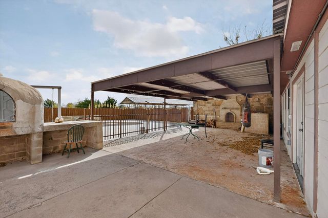 6471 NE County Road 1040, Rice, TX 75155