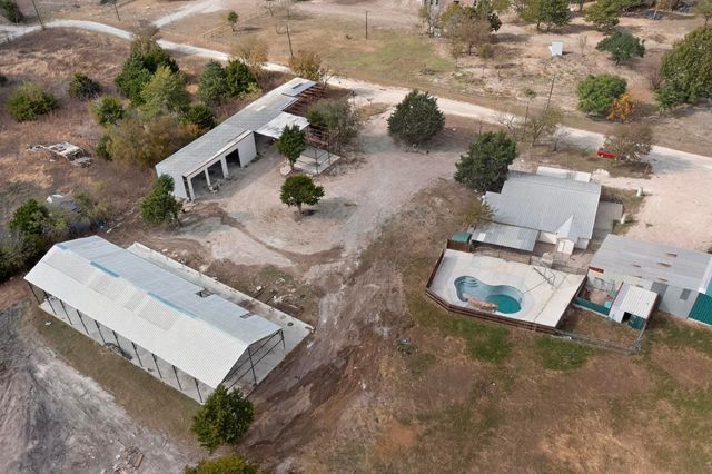 6471 NE County Road 1040, Rice, TX 75155