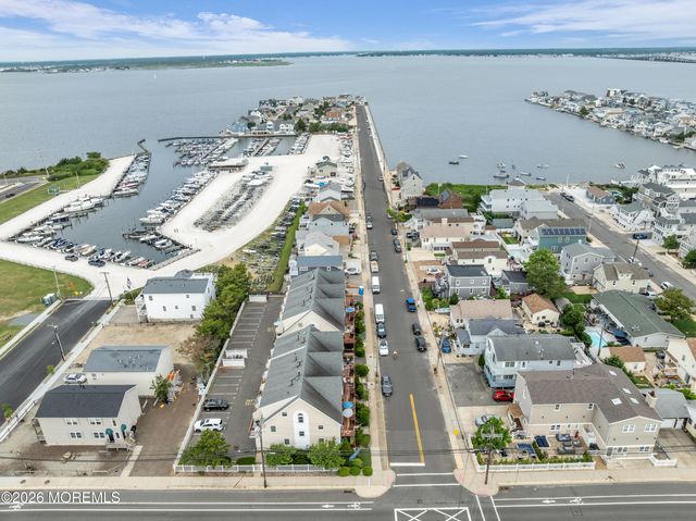 111 K Street C7, Seaside Park, NJ 08752