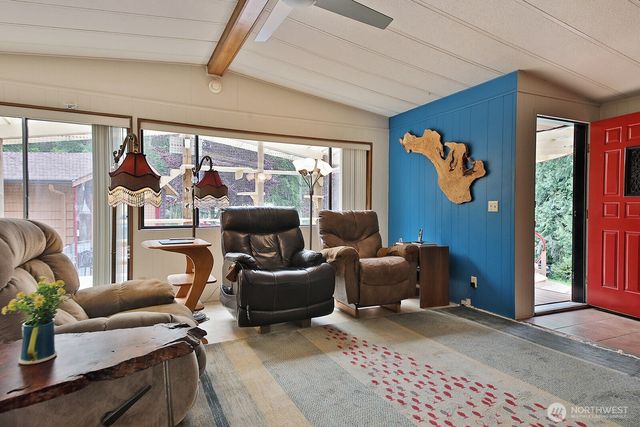 5214 Lakeside Drive, Langley, WA 98260