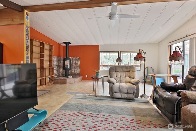 5214 Lakeside Drive, Langley, WA 98260