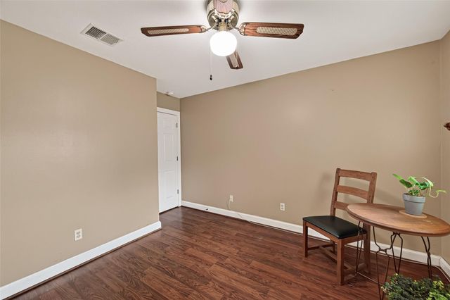 9618 Springmont Drive, Houston, TX 77080