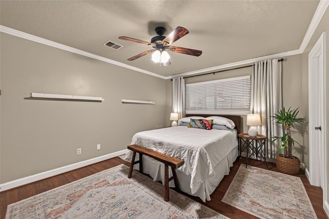 9618 Springmont Drive, Houston, TX 77080