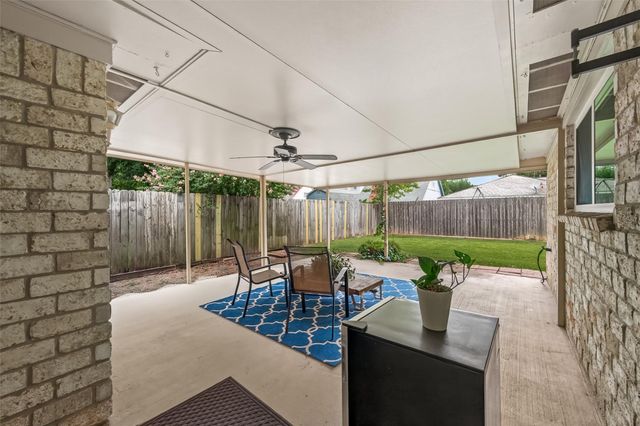 9618 Springmont Drive, Houston, TX 77080