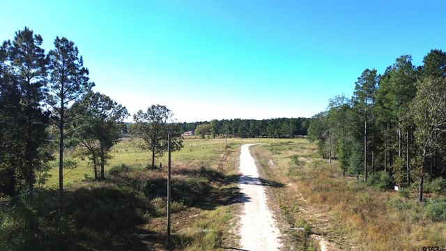 300 Buckhorn Creek Trail, Crockett, TX 75835