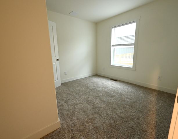 1 Corral Lane 38, Ashland, OR 97520