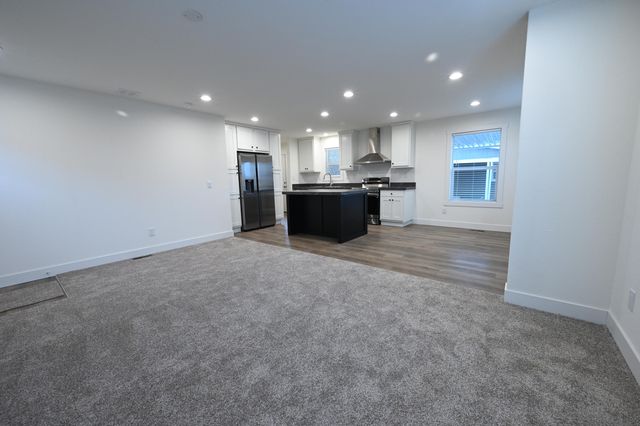 1 Corral Lane 38, Ashland, OR 97520