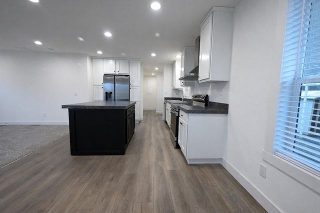 1 Corral Lane 38, Ashland, OR 97520