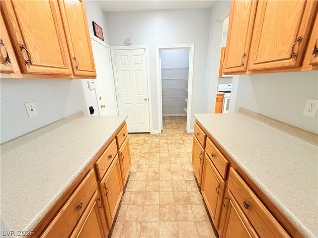 5604 Rocky Ravine Avenue, Las Vegas, NV 89131