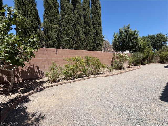 5604 Rocky Ravine Avenue, Las Vegas, NV 89131