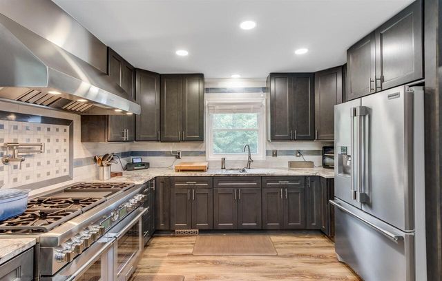 364 Ridgewood Drive, Hartwell, GA 30643