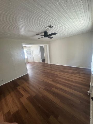 411 N 6th Street, Weatherford, OK 73096