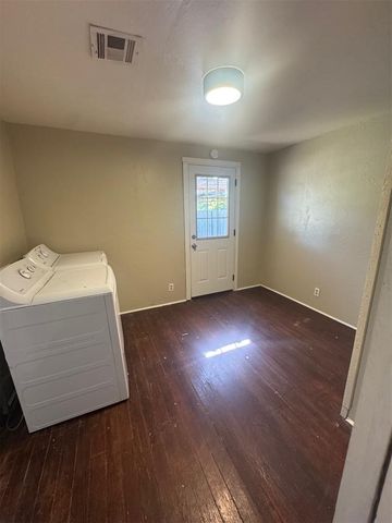 411 N 6th Street, Weatherford, OK 73096