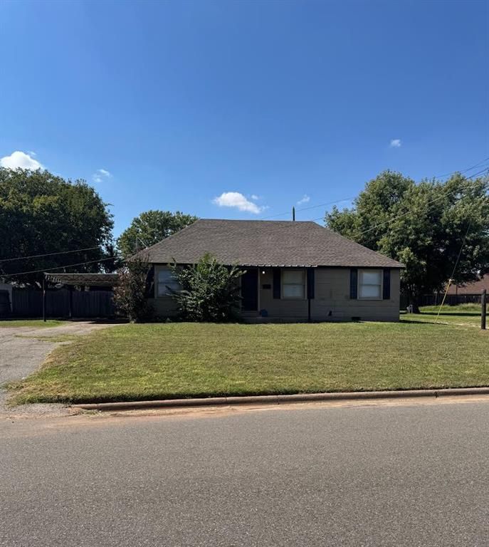 411 N 6th Street, Weatherford, OK 73096