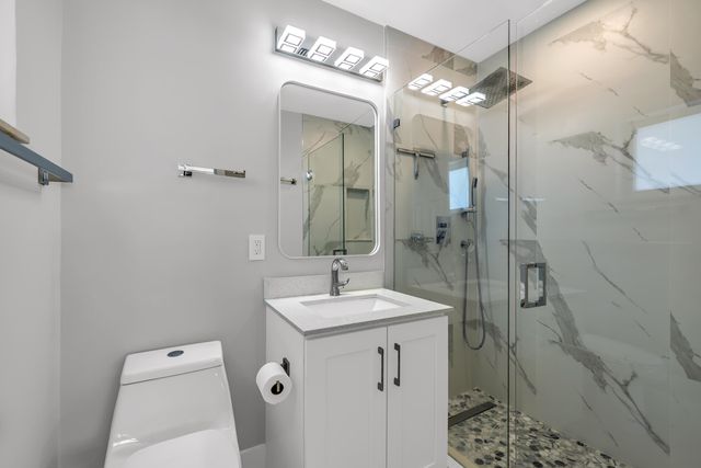 3374 NE 19th Avenue, Oakland Park, FL 33306