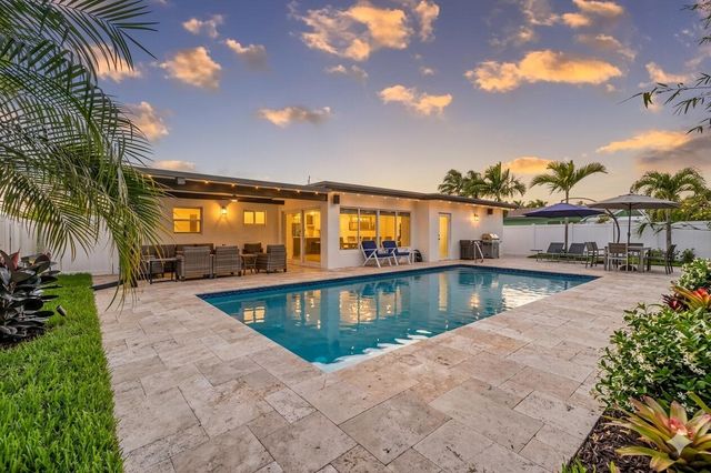 3374 NE 19th Avenue, Oakland Park, FL 33306