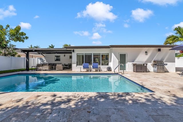 3374 NE 19th Avenue, Oakland Park, FL 33306