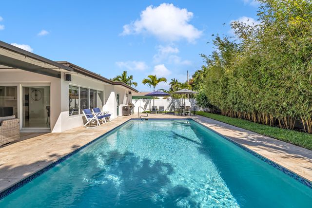 3374 NE 19th Avenue, Oakland Park, FL 33306