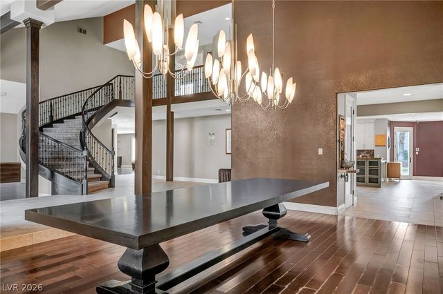 8113 Sapphire Bay Circle, Las Vegas, NV 89128