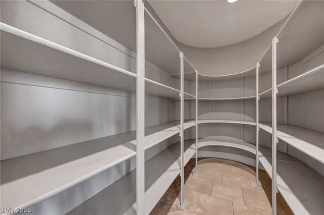 8113 Sapphire Bay Circle, Las Vegas, NV 89128