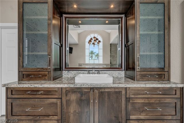 8113 Sapphire Bay Circle, Las Vegas, NV 89128