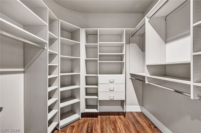 8113 Sapphire Bay Circle, Las Vegas, NV 89128