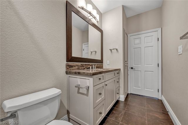 8113 Sapphire Bay Circle, Las Vegas, NV 89128