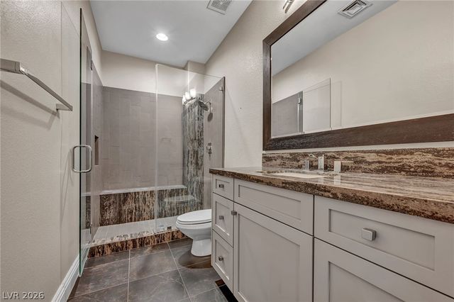 8113 Sapphire Bay Circle, Las Vegas, NV 89128