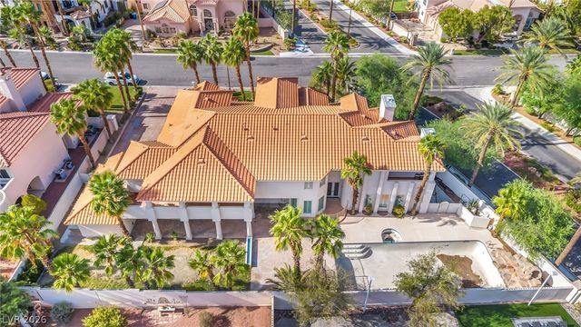 8113 Sapphire Bay Circle, Las Vegas, NV 89128