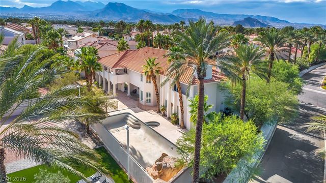 8113 Sapphire Bay Circle, Las Vegas, NV 89128