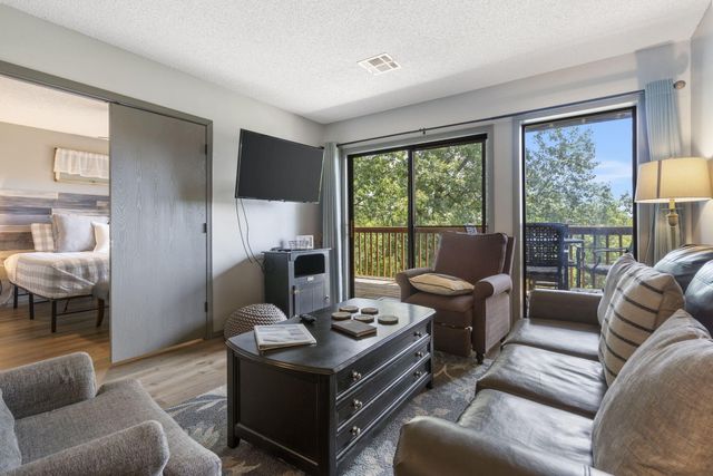 412 Notch Lane 3, Branson West, MO 65737