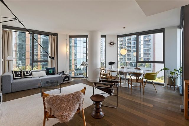211 N Harbor Drive 409, Chicago, IL 60601