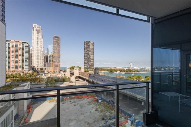 211 N Harbor Drive 409, Chicago, IL 60601
