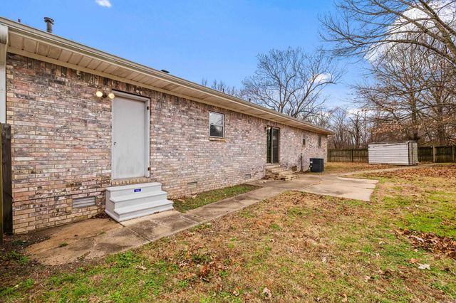 100 Fortson Drive, Cabot, AR 72023